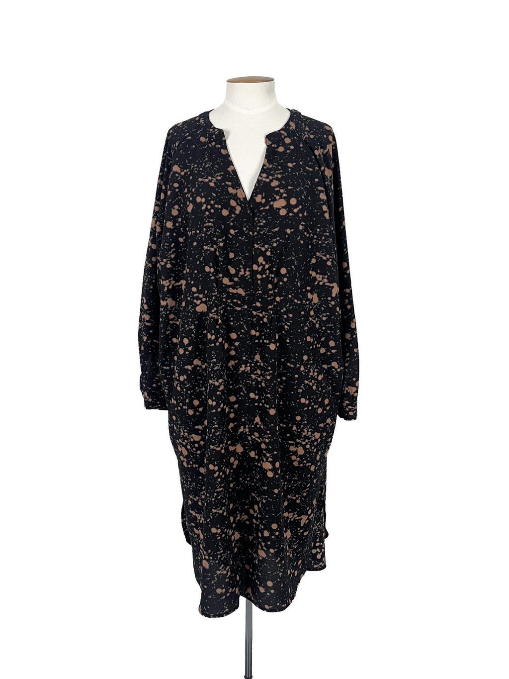 Robe midi noire à manches longues avec poches Taille 20