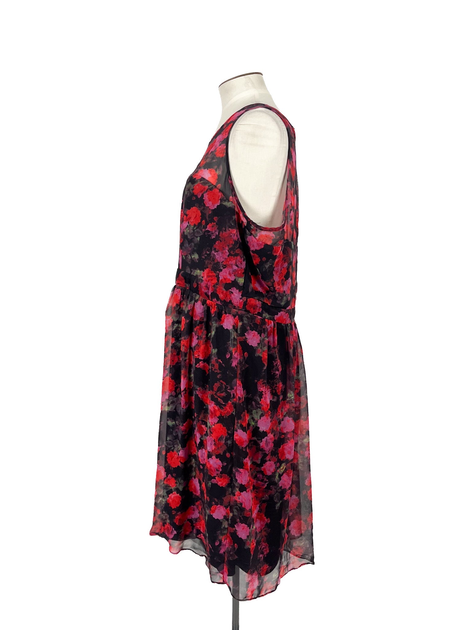 Robe Courte Sans Manches Florale Rouge Taille 22