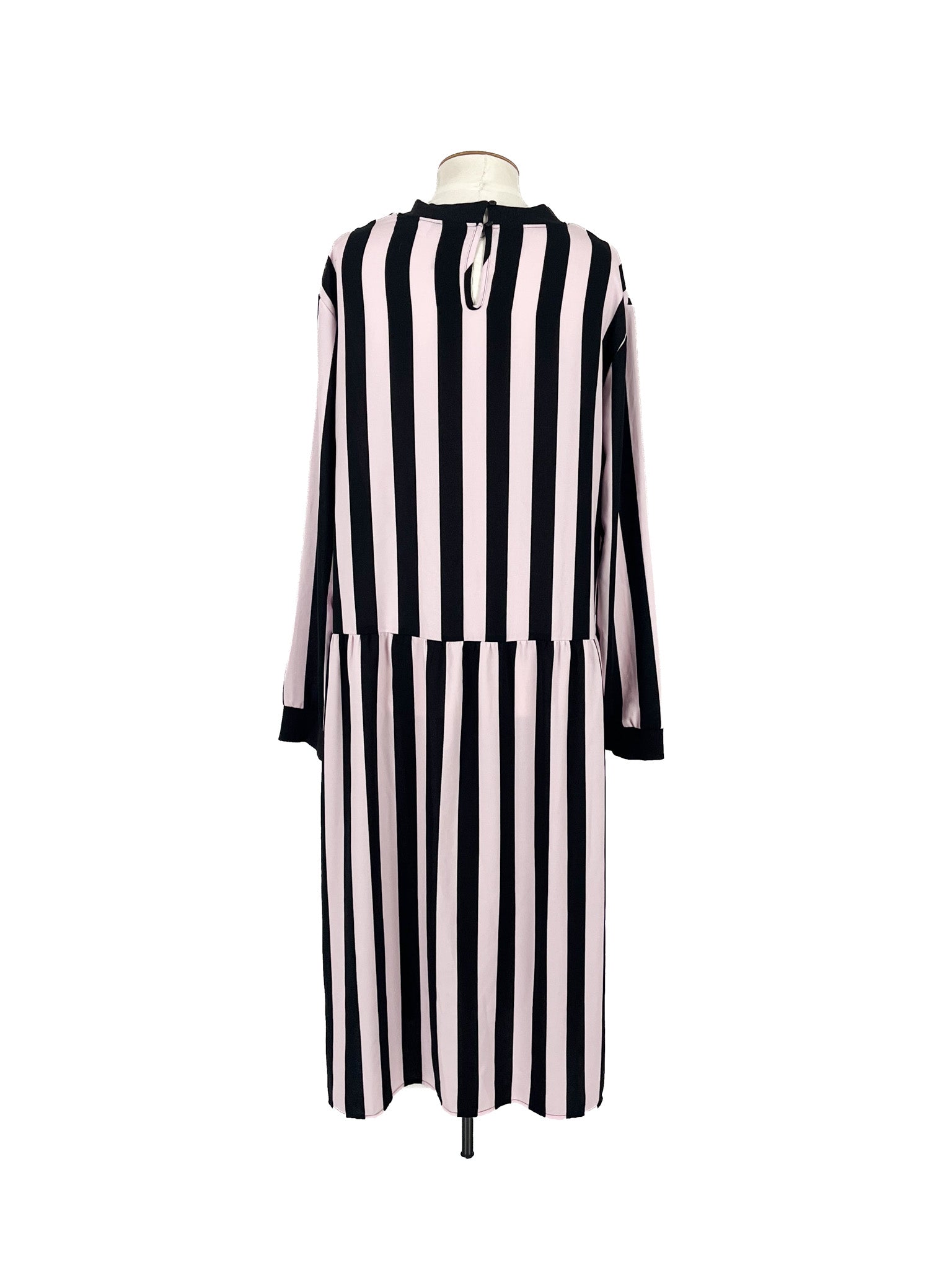 Robe midi noire et rose (taille 20)